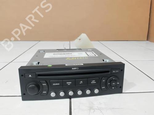Used Radio Radio CITROËN C5 III (RD_) 2.0 HDi 140 (RDRHF8, RDRHFA, RDRHA8, RDRHAJ) (140 hp) 25642680 25642680