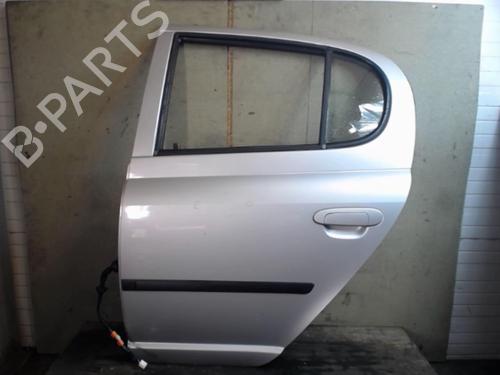 Puerta trasera izquierda TOYOTA YARIS (_P1_) 1.4 D-4D (NLP10_, NLP10R) (75 hp) 25632973