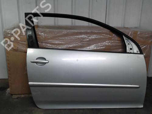 Used Right front door VW GOLF V (1K1) 2.0 TDI (170 hp) 30132495