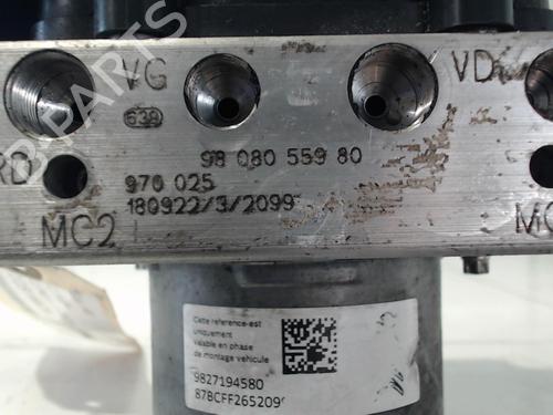 Used ABS pump ABS pump CITROËN C4 CACTUS 1.2 THP 110 (110 hp) 32437074 32437074