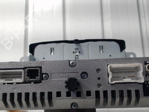 Used Radio Radio DACIA SANDERO II 1.0 SCe 75 (B8JC, B8JD, B8NC) (73 hp) 32495580 32495580