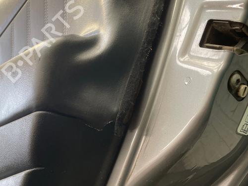 Used Right rear door Right rear door 39150373 39150373