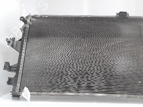 Used Water radiator Water radiator 37531378 37531378