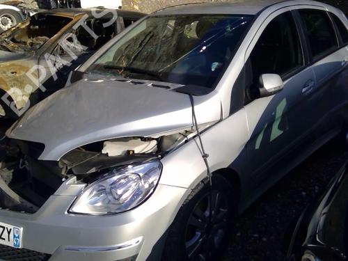 Fuel flap MERCEDES-BENZ B-CLASS Sports Tourer (W245) B 180 CDI (245.207) | BP25645273C131 