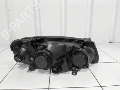 Used Left headlight HYUNDAI ELANTRA III (XD) 2.0 CRDi (113 hp) 25642462