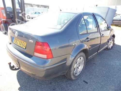 Alzavetro anteriore destra VW BORA I (1J2) 1.9 TDI | BP25646570C23 