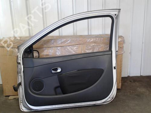 Right front door RENAULT CLIO III (BR0/1, CR0/1) 1.5 dCi (BR17, CR17) | BP29068439C3 