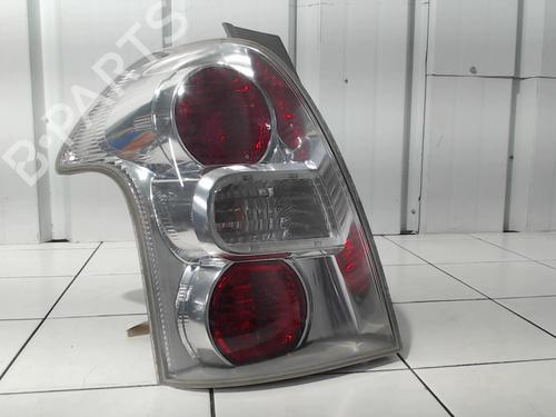 Venstre baglygte TOYOTA COROLLA Verso (ZER_, ZZE12_, R1_) 2.2 D-4D (AUR10_, AUR10R) (177 hp) 30688746