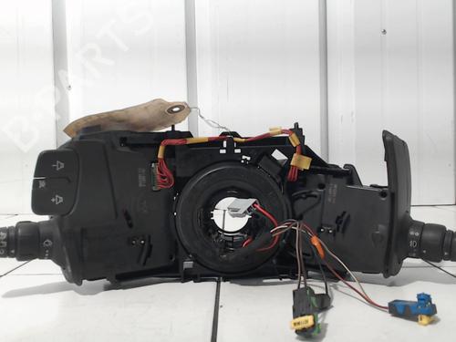 Used Steering column stalk RENAULT CLIO III (BR0/1, CR0/1) 1.5 dCi (BR17, CR17) (86 hp) 32219232