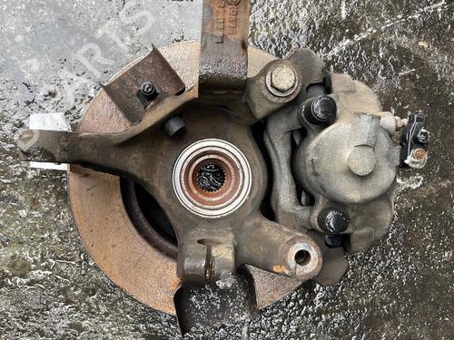 Used Left front steering knuckle Left front steering knuckle MERCEDES-BENZ V-CLASS (638/2) V 230 TD (638.274) (98 hp) 34278768 34278768