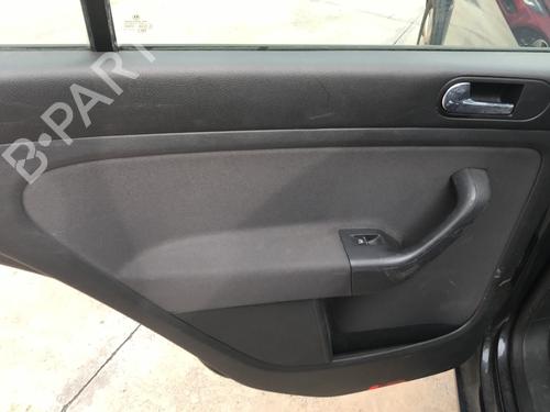 Left taillight VW GOLF PLUS V (5M1, 521) 1.9 TDI | BP27979075C34 - Image 29