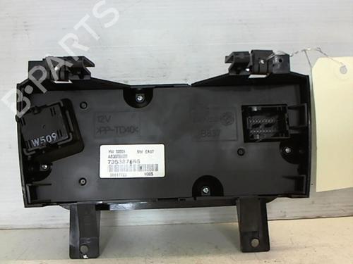 Used Climate control Climate control LANCIA MUSA (350_) 1.9 D Multijet (350.AXC1A) (101 hp) 25638339 25638339