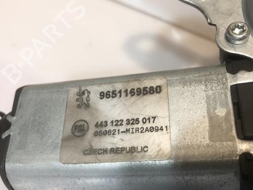 Rear wiper motor PEUGEOT 206 Hatchback (2A/C) 1.4 i | BP28421659M102