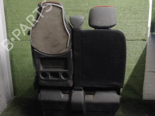 Used Right front seat RENAULT MASTER III Van (FV) 2.3 dCi 145 FWD (FV0E, FV0F, FV0H, FV02, FV0M, FV0S,... (146 hp) 25631665