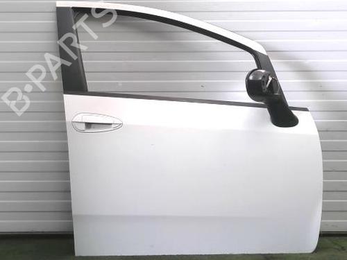 Used Right front door Right front door 37035741 37035741