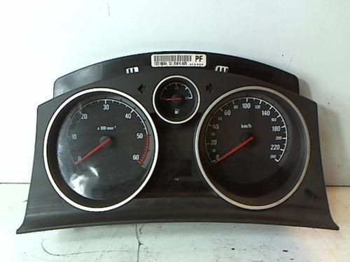 Used Instrument cluster OPEL ASTRA H (A04) 1.7 CDTI (L48) (80 hp) 25646081