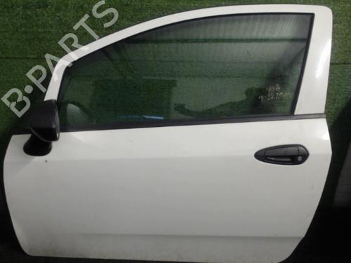 Used Left front door FIAT GRANDE PUNTO (199_) 1.2 (65 hp) 25642713