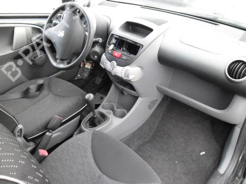 Tailgate PEUGEOT 107 (PM_, PN_) 1.0 | BP25651232C6