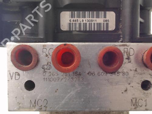 Used ABS pump ABS pump CITROËN C4 Picasso I MPV (UD_) 1.6 HDi 110 (112 hp) 31332174 31332174