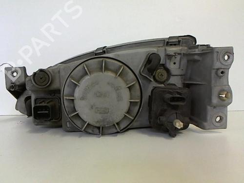Right headlight HYUNDAI LANTRA II (J-2) 1.9 D | BP25637900C29 