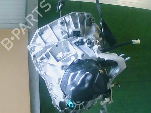 Used Gearbox Gearbox DACIA SANDERO II TCe 90 (B8M1, B8MA, B8AC) (90 hp) 27250804 27250804