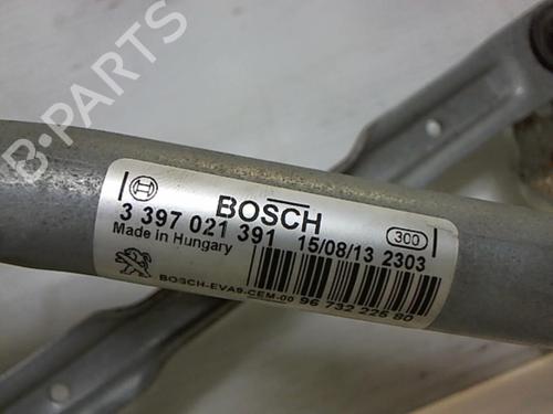 Front wiper motor PEUGEOT 208 I (CA_, CC_) 1.2 VTI 82 | BP25643927M29 