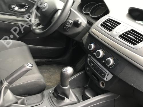 Left headlight RENAULT MEGANE III Hatchback (BZ0/1_, B3_) 1.5 dCi (BZ0C) | BP31066011C28  - Image 26