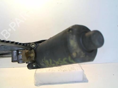 Used Front left window mechanism Front left window mechanism MERCEDES-BENZ C-CLASS (W202) C 220 D (202.121) (95 hp) 25646868 25646868