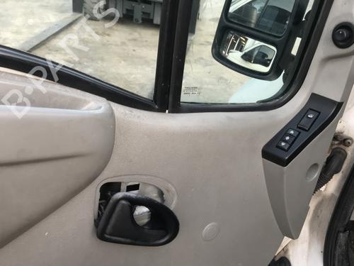 Retrovisor izquierdo RENAULT MASTER II Bus (JD) 2.2 dCI 90 | BP26407935C26 