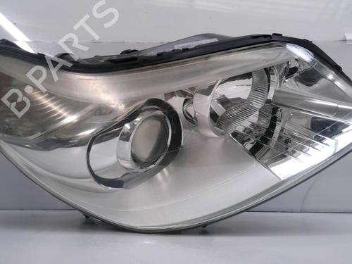 Phare droit CITROËN C5 II (RC_) 2.2 HDi (170 hp) 32136611