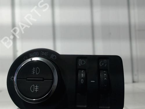 Used Headlight switch OPEL ASTRA J (P10) 1.7 CDTI (68) (125 hp) 29465944