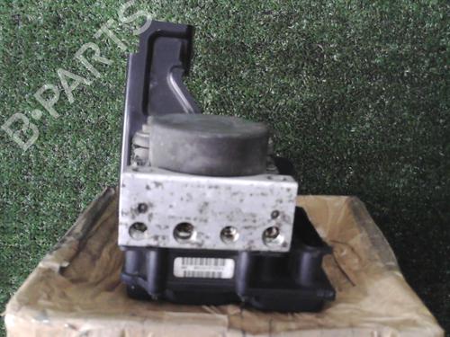 Used ABS pump RENAULT CLIO III Grandtour (KR0/1_) 1.5 dCi (KR0G) (68 hp) 25650299