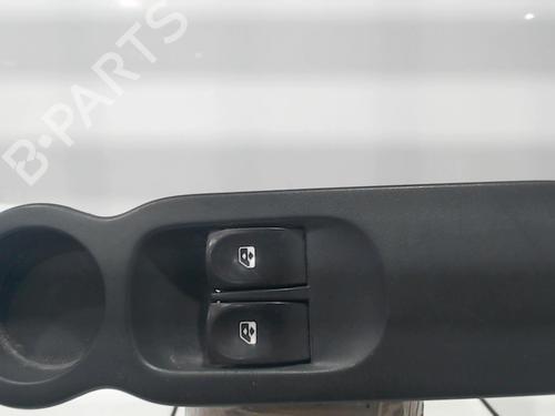 Used Left front window switch Left front window switch RENAULT MODUS / GRAND MODUS (F/JP0_) 1.2 (JP0C, JP0K, FP0C, FP0K, FP0P, JP0P, JP0T) (75 hp) 40129694 40129694