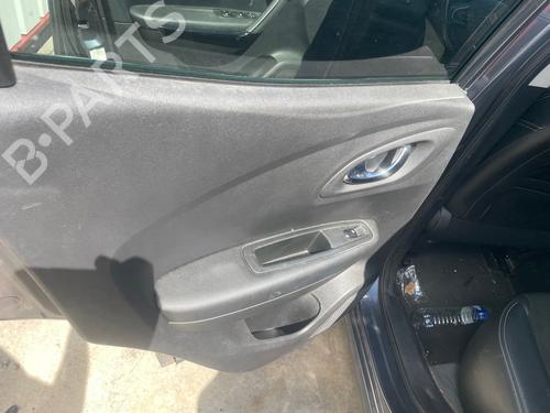 Used Parts RENAULT KADJAR (HA_, HL_) 1.2 TCe 130 (HLMR) 4990699