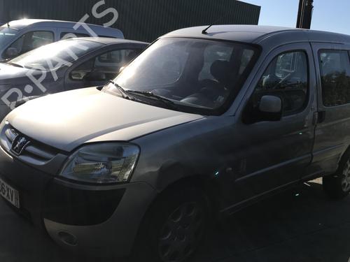 Left headlight PEUGEOT PARTNER MPV (5_, G_) 1.6 HDi 90 | BP25636423C28 - Image 6