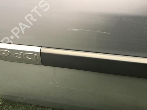 Used Left front door RENAULT SCÉNIC II (JM0/1_) 1.9 dCi (JM0G, JM12, JM1G, JM2C) (120 hp) 30171747