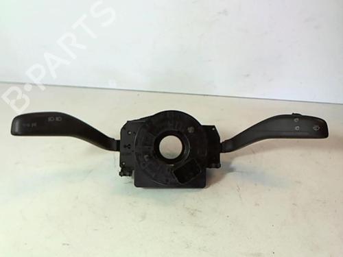 Used Steering column stalk VW POLO (9N_, 9A_) 1.2 12V (64 hp) 25636099