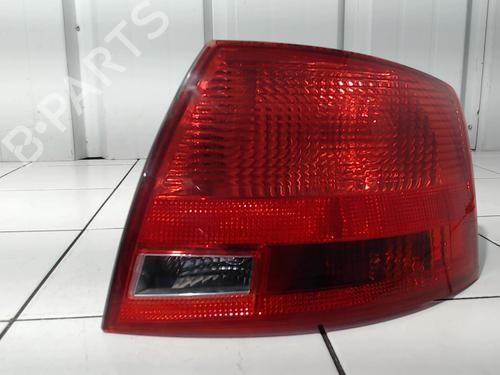 Højre baglygte AUDI A4 B7 Avant (8ED) 2.0 TDI (170 hp) 28962257