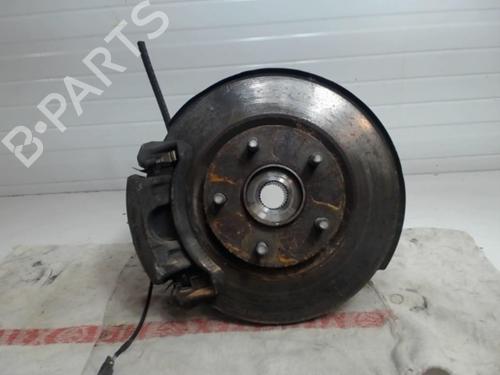 Used Left front steering knuckle NISSAN JUKE (F15) 1.5 dCi (110 hp) 25637743