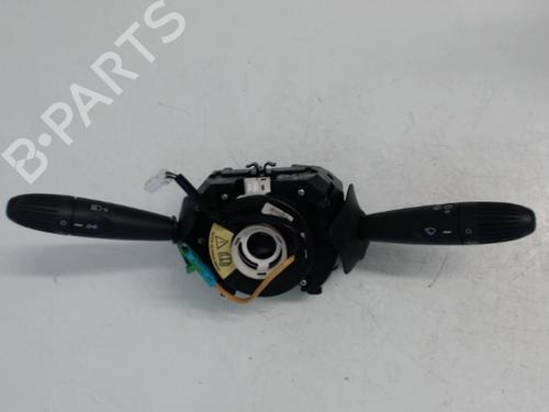 Used Steering column stalk FIAT PUNTO (188_) 1.2 60 (188.030, .050, .130, .150, .230, .250) (60 hp) 25637111
