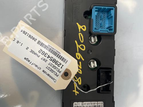 Used Climate control Climate control 39009001 39009001