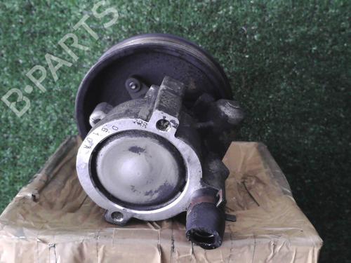 Used Steering pump Steering pump RENAULT TRAFIC II Bus (JL) 2.0 dCi 90 (JL00, JL01, JL0H, JL0M, JL0P, JL0S) (90 hp) 25644975 25644975