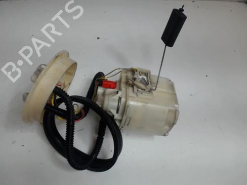 Used Fuel pump FORD MONDEO III Saloon (B4Y) 1.8 16V (110 hp) 25649071