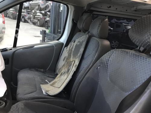 Left headlight RENAULT TRAFIC II Bus (JL) 2.0 dCi 90 (JL00, JL01, JL0H, JL0M, JL0P, JL0S) | BP25649954C28  - Image 21