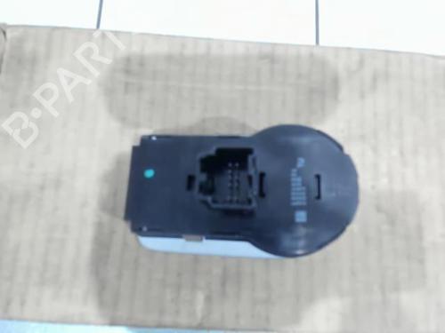 Used Headlight switch Headlight switch OPEL CORSA D (S07) 1.2 (L08, L68) (86 hp) 25647577 25647577