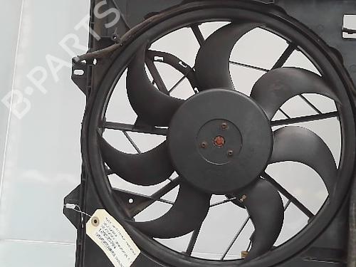 Elettroventola radiatore Elettroventola radiatore VW TRANSPORTER T5 Van (7HA, 7HH, 7EA, 7EH) [2003-2026] 37601956 37601956