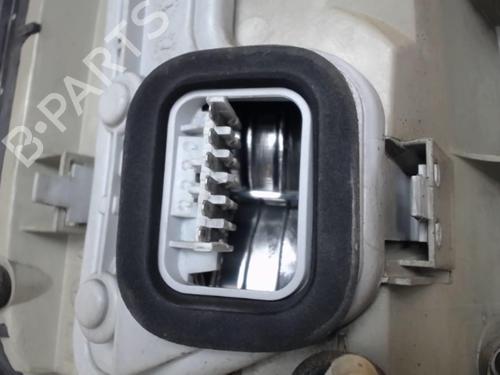 Right taillight OPEL ZAFIRA A MPV (T98) 2.2 DTI 16V (F75) | BP25633174C35 