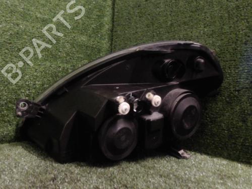 Used Right headlight Right headlight LANCIA YPSILON (843_) 1.3 D Multijet (843.AXF11, 843.AXF1A, 843.AXM11,... (75 hp) 25648381 25648381