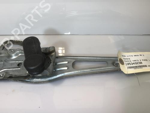 Vindusheismekanisme venstre bak TOYOTA YARIS (_P9_) 1.3 VVT-i (SCP90_, SCP90R) (87 hp) 28327589