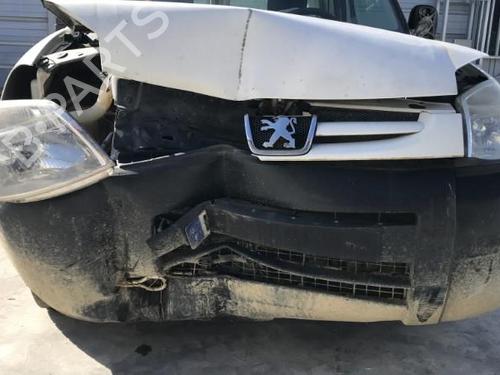 Left front steering knuckle PEUGEOT PARTNER Box Body/MPV (5_, G_) 1.6 HDi 75 | BP25636530M25 